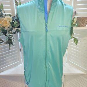 Vineyard Vines Green and Blue Apparel Small 1360